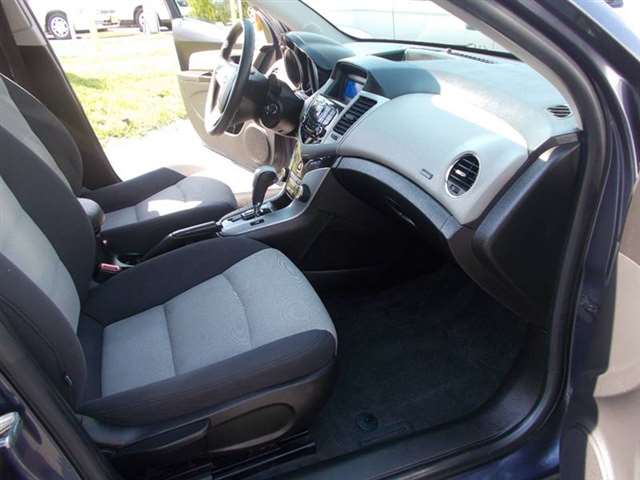 Chevrolet Cruze 2013 photo 25